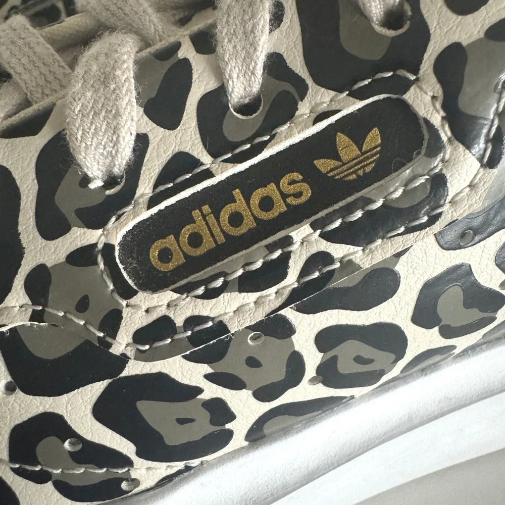 Adidas Sleek Super Platform Sneaker Womens 8 Leopard Print Gold Trefoil Jewel